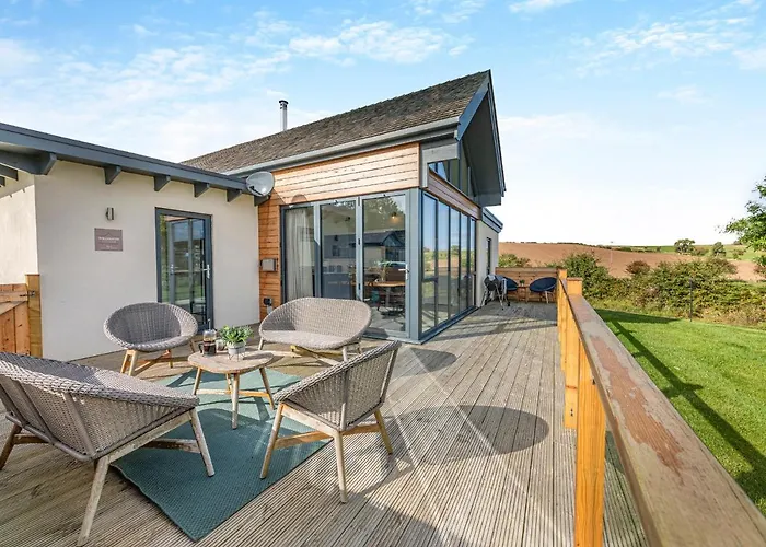 Shearwater Lodge